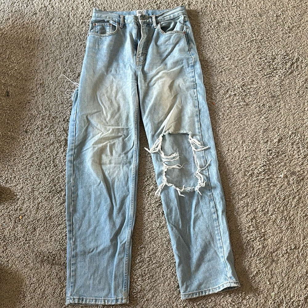 Light wash high rise baggy jeans from urban outfitters!